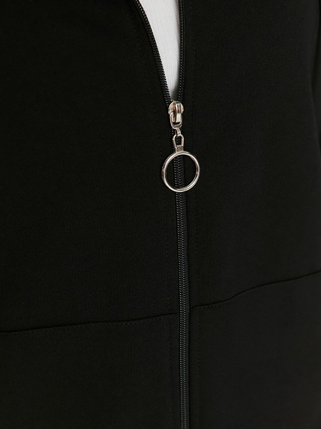 Спортивна кофта Trendyol модель TBBAW23AO00014/Siyah Спортивна кофта Trendyol модель TBBAW23AO00014/Siyah Фото