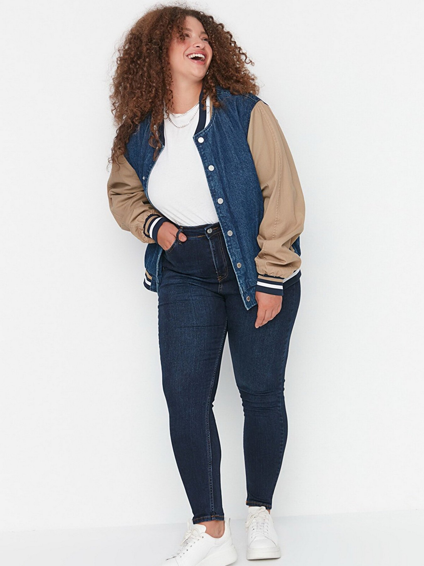 Скіні джинси Trendyol модель TBBAW23JE00003/Lacivert Фото