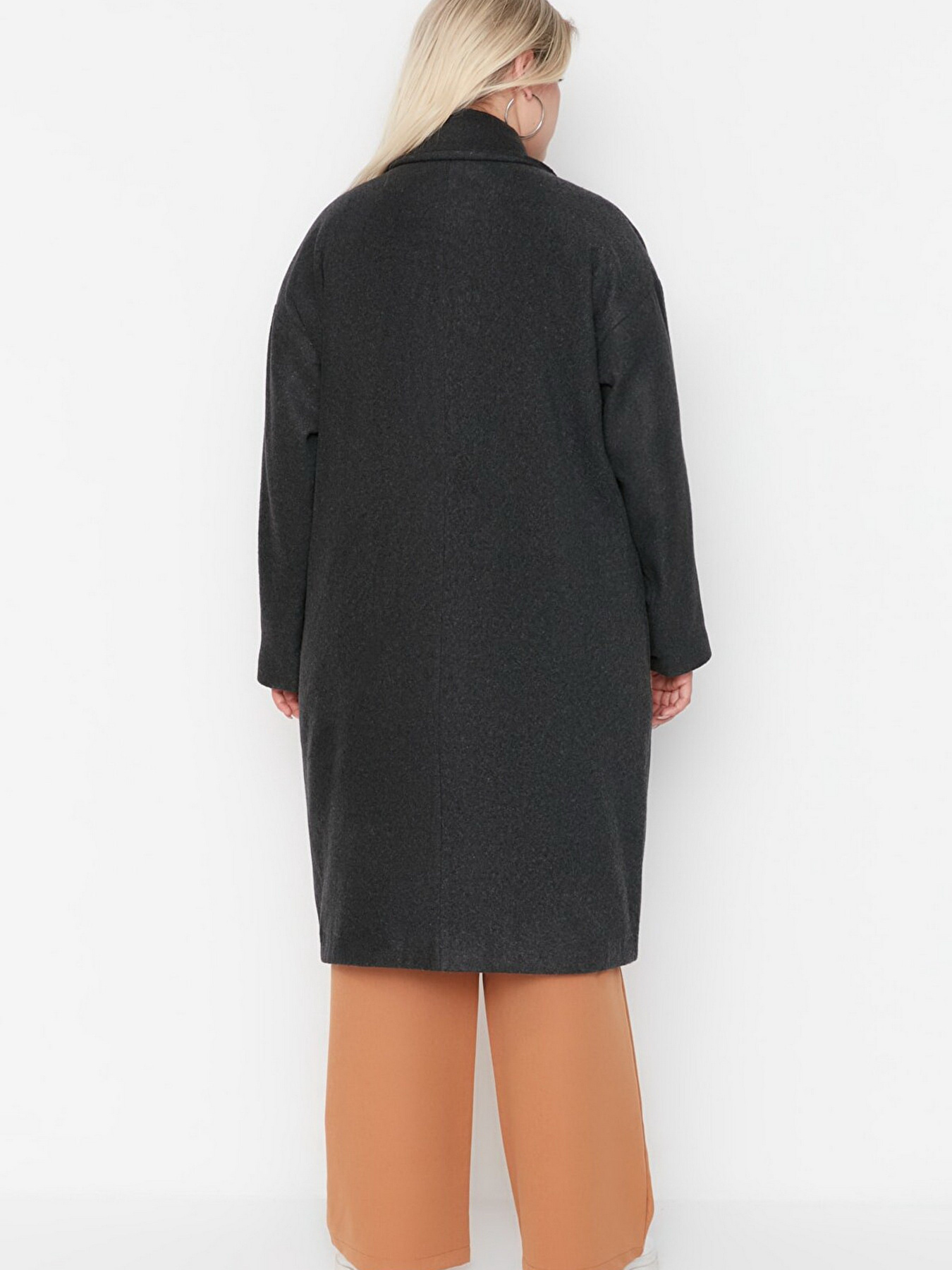 Пальто Trendyol модель TBBAW23KB00005/Antrasit Фото