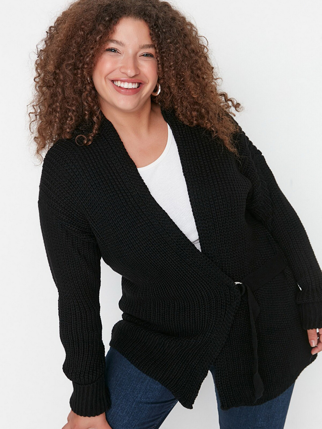 Кардиган Trendyol модель TBBAW23AV00008/Siyah Фото