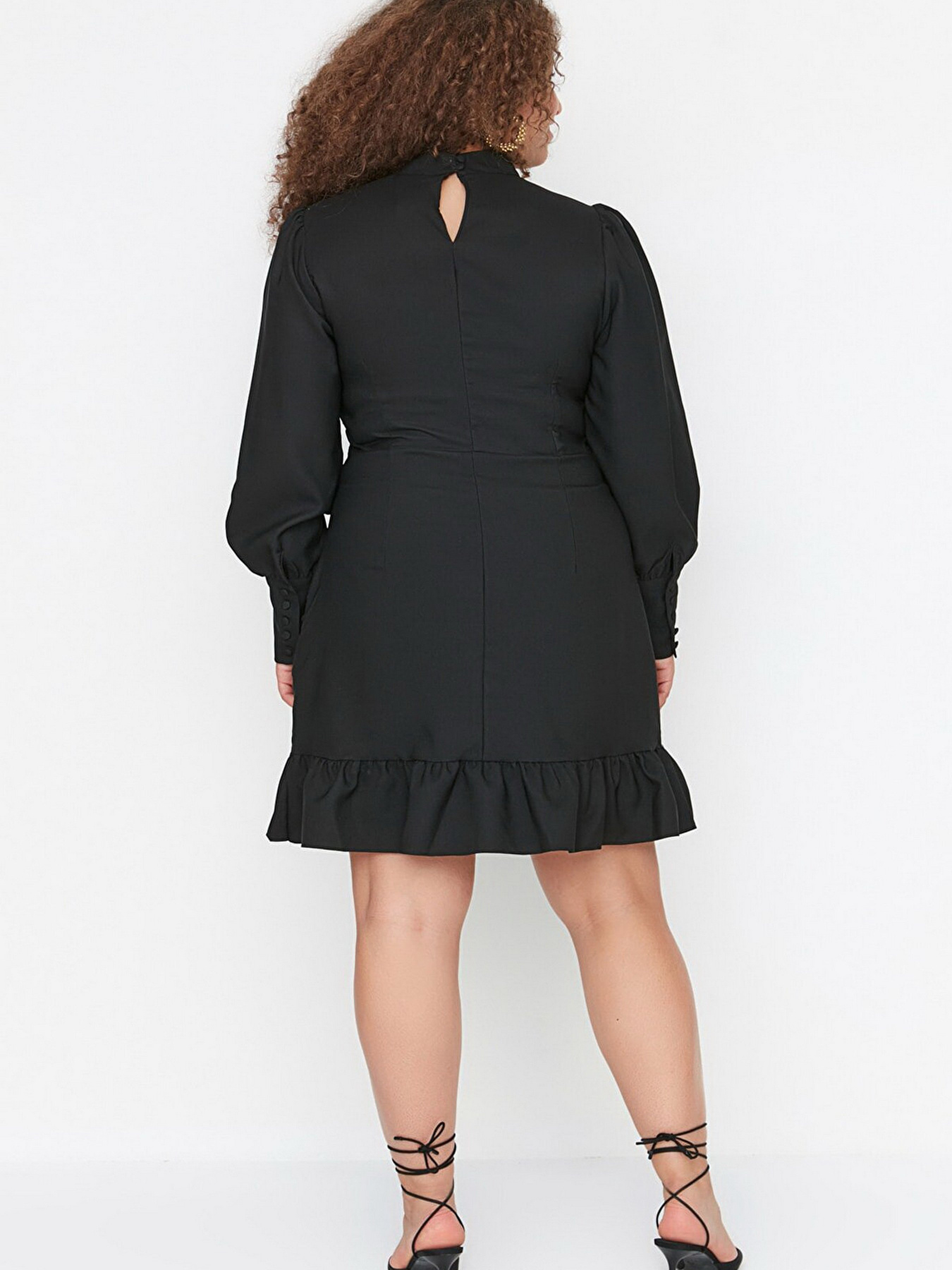 Сукня міні Trendyol модель TBBAW23AH00038/Siyah Фото