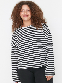 Лонгслив Trendyol модель TBBAW23BF00000/Beyaz Фото