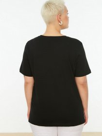 Футболка Trendyol модель TBBSS22BF0030/Siyah Фото