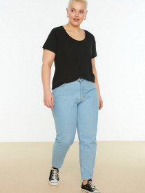 Футболка Trendyol модель TBBSS22BF0035/Siyah Фото