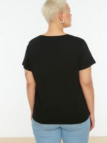 Футболка Trendyol модель TBBSS22BF0035/Siyah Фото