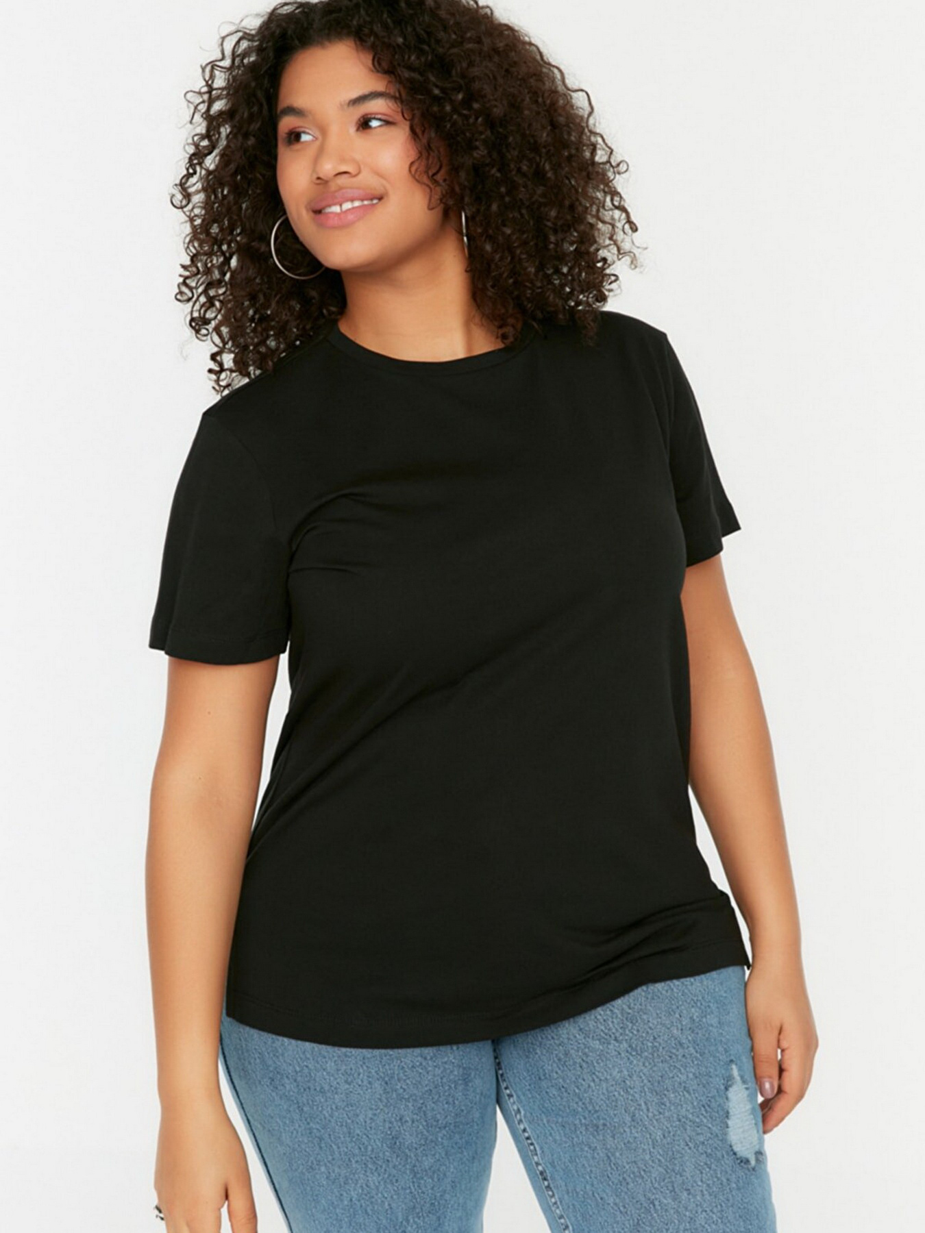 Футболка Trendyol модель TBBSS22TS0413/Siyah Фото