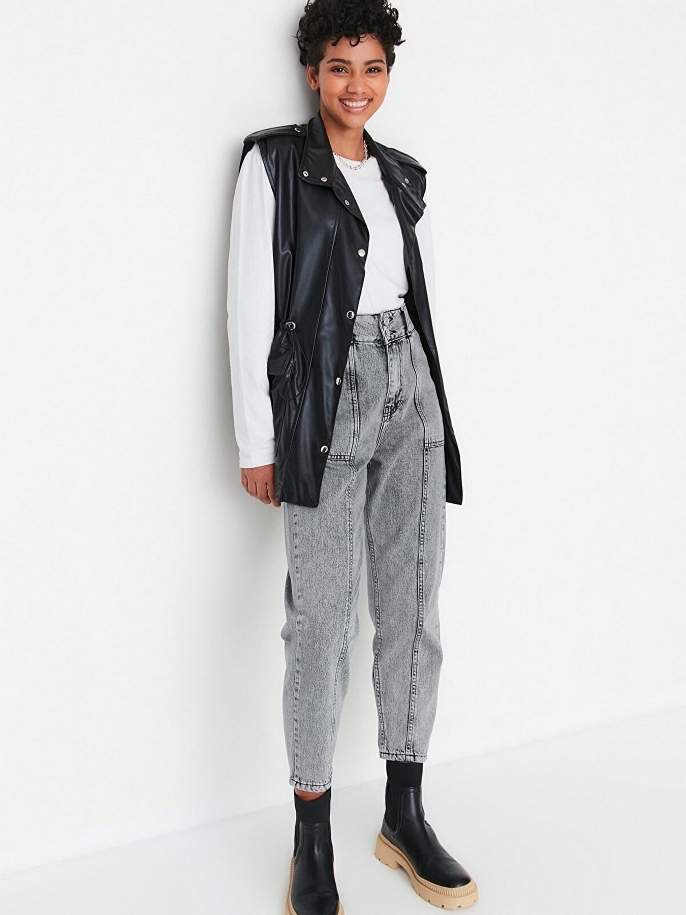 Джинси мом Trendyol модель TCTAW22JE0338/Antrasit Фото