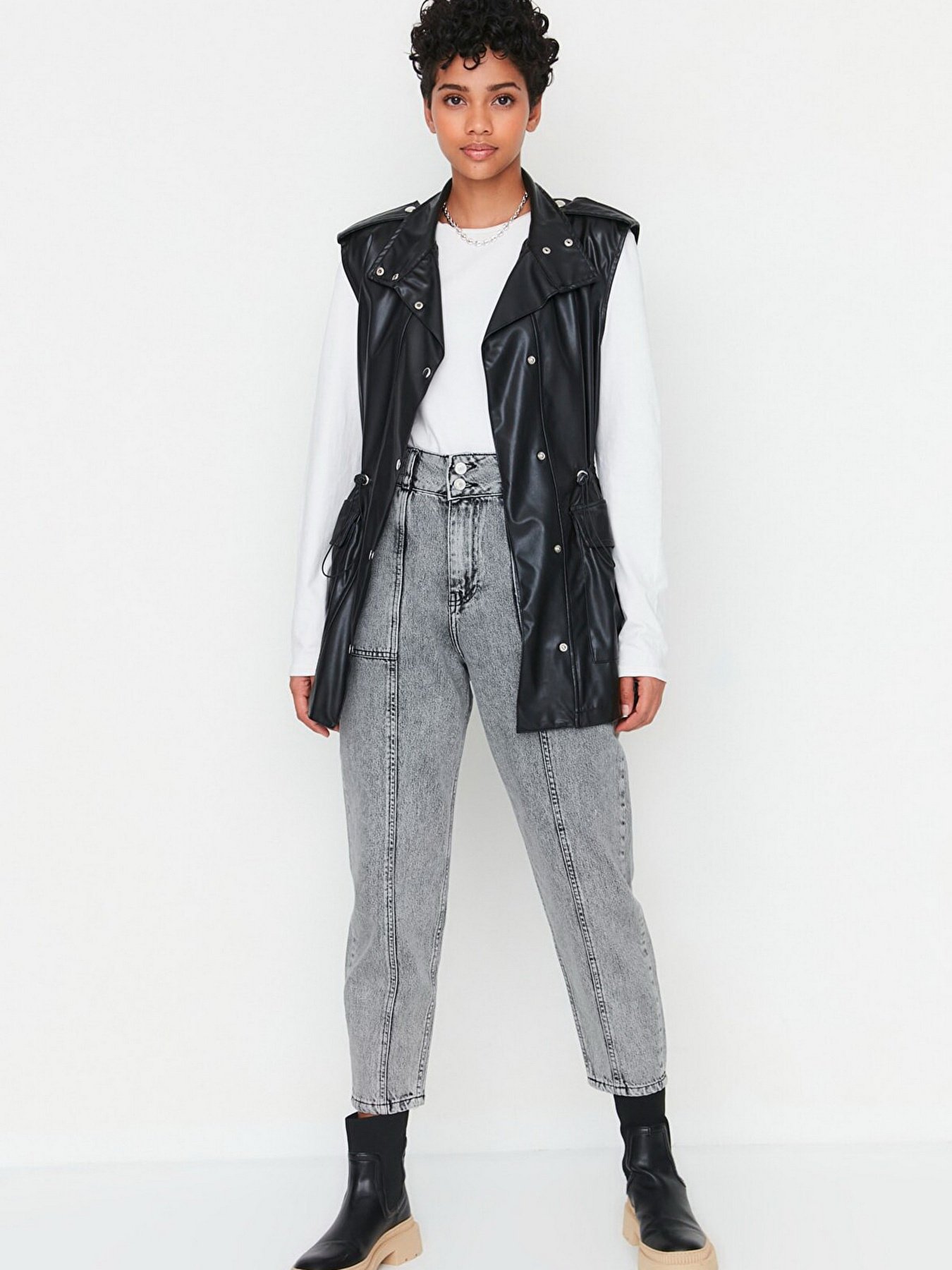 Джинси мом Trendyol модель TCTAW22JE0338/Antrasit Фото