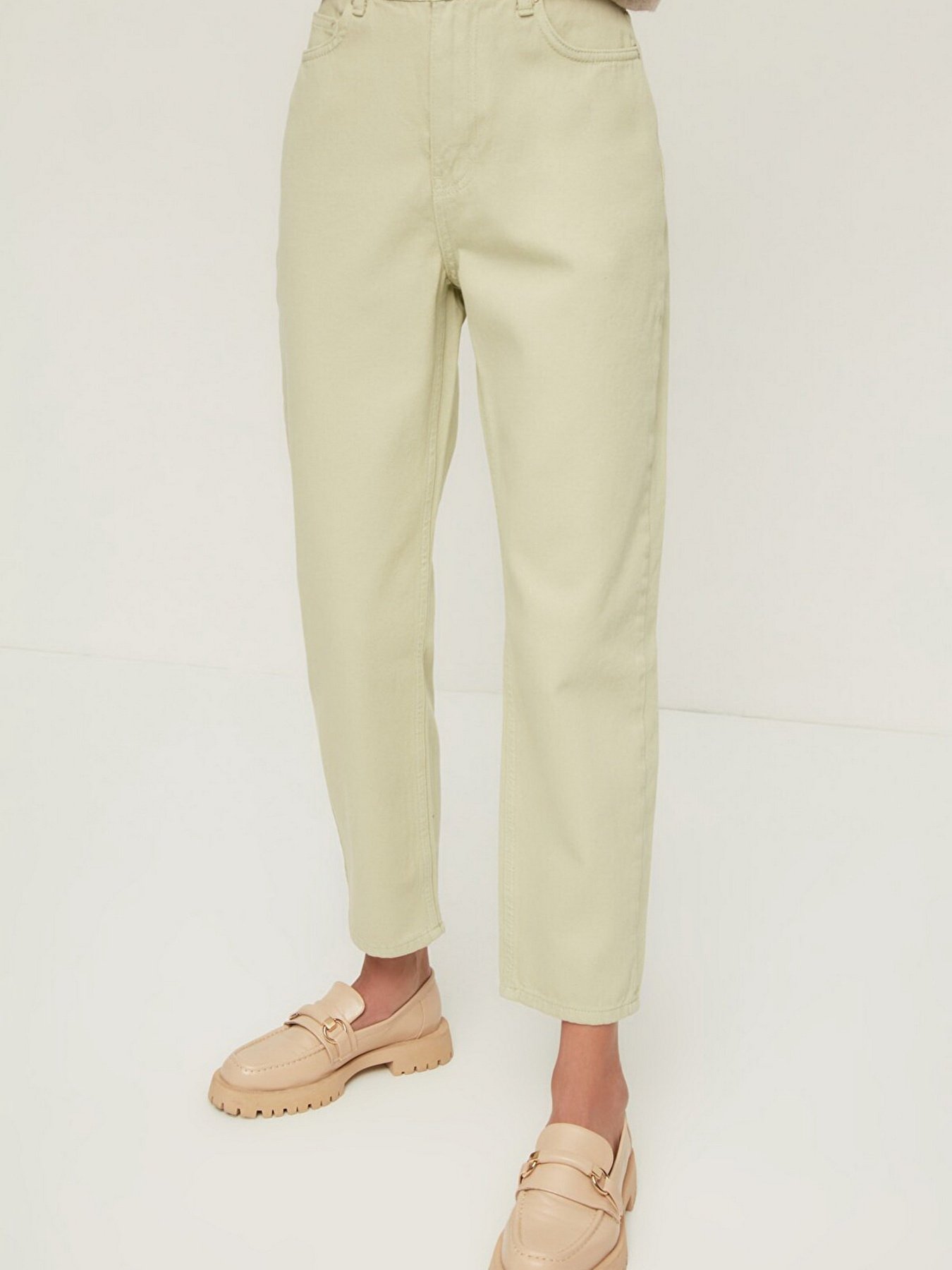 Джинси мом Trendyol модель TCTSS21JE0639/Acik Haki Фото