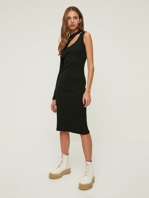 Платье миди Trendyol модель TWOAW22EL2370/Siyah Фото