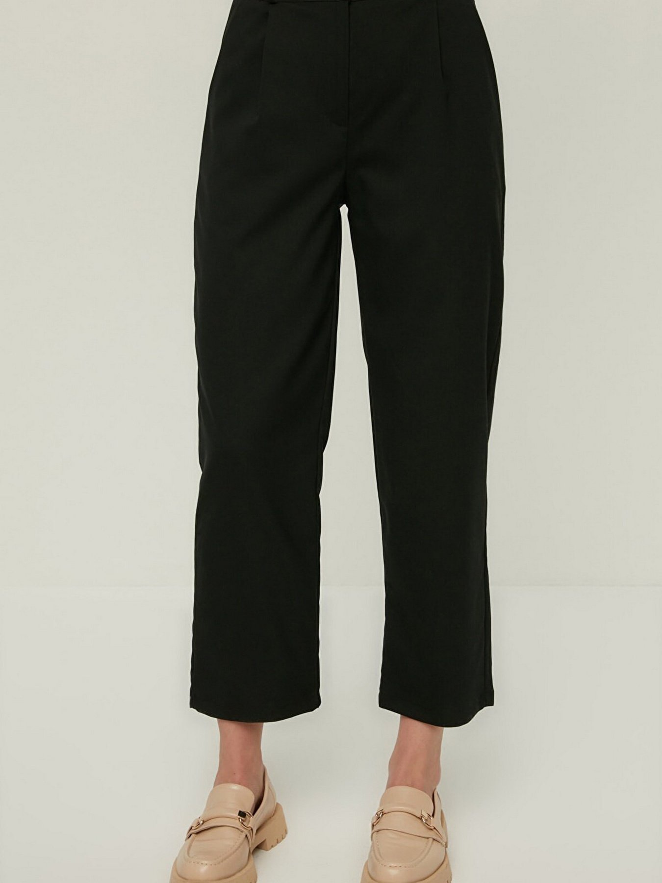 Класичні штани Trendyol модель TWOAW22PL0750/Siyah Фото