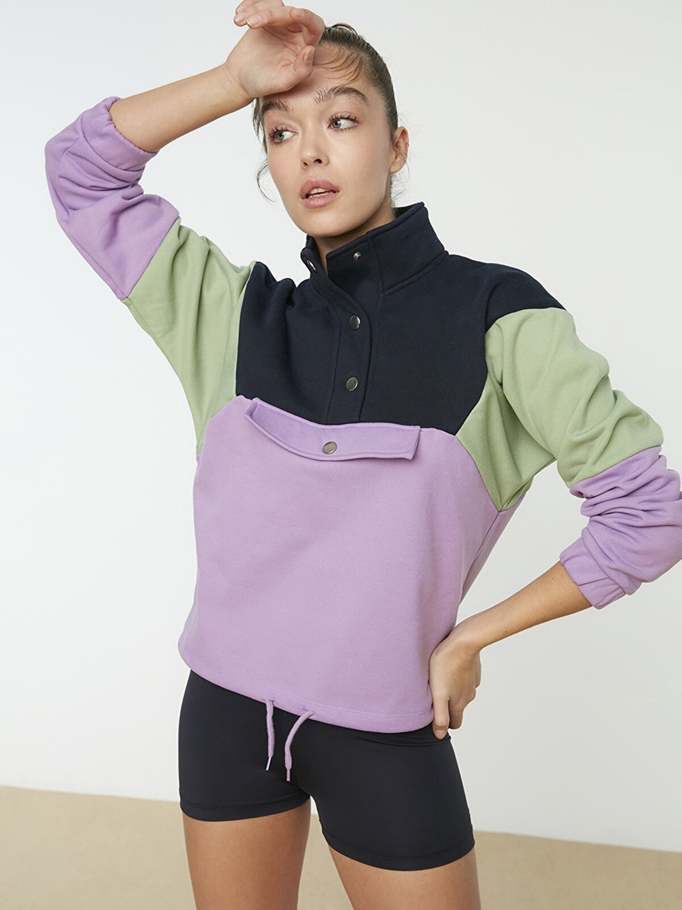 Кофта спортивная Trendyol модель TWOAW22SW1790/Cok Renkli Фото