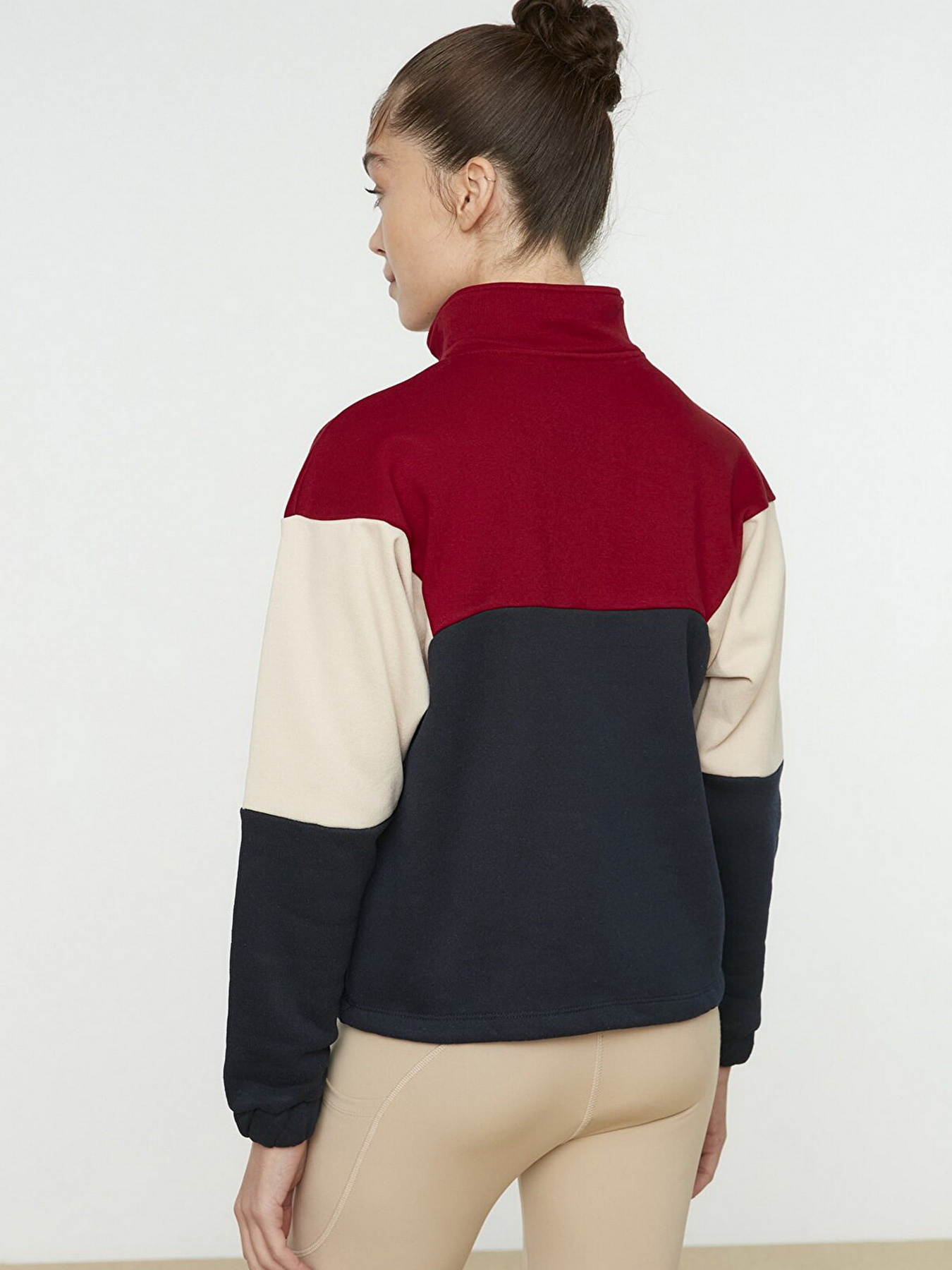 Кофта спортивная Trendyol модель TWOAW22SW1790/Lacivert Фото