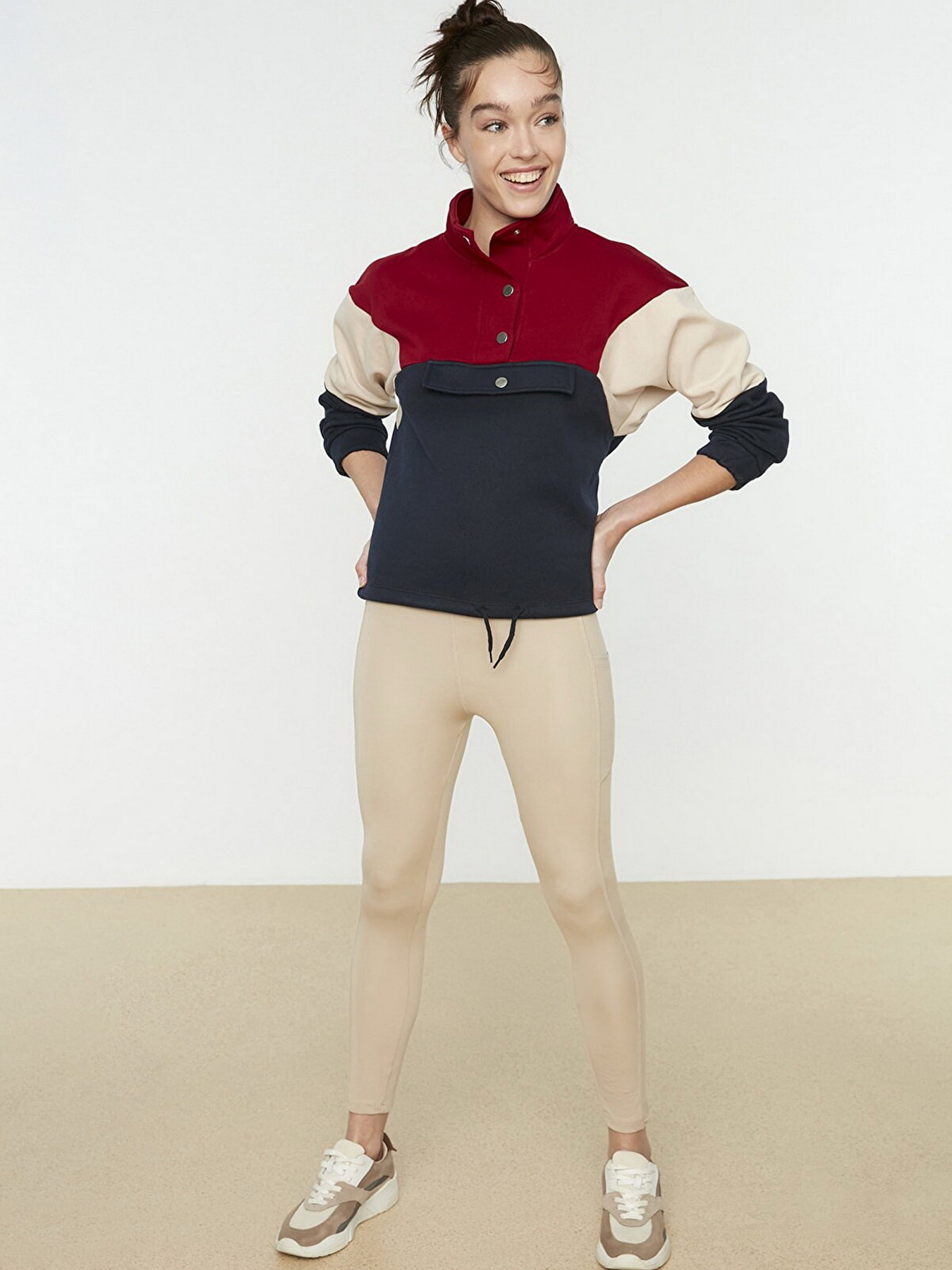 Спортивна кофта Trendyol модель TWOAW22SW1790/Lacivert Фото