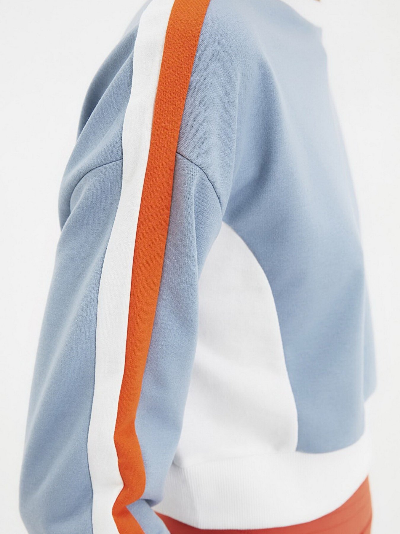 Світшот Trendyol модель TWOAW22SW1913/Mavi Фото