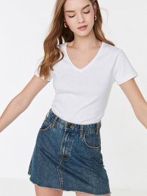 Футболка Trendyol модель TWOSS20TS0130/Beyaz Фото