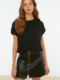 Футболка Trendyol модель TWOSS20TS1257/Siyah Фото