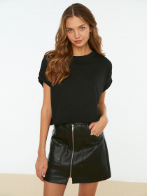 Футболка Trendyol модель TWOSS20TS1257/Siyah Фото