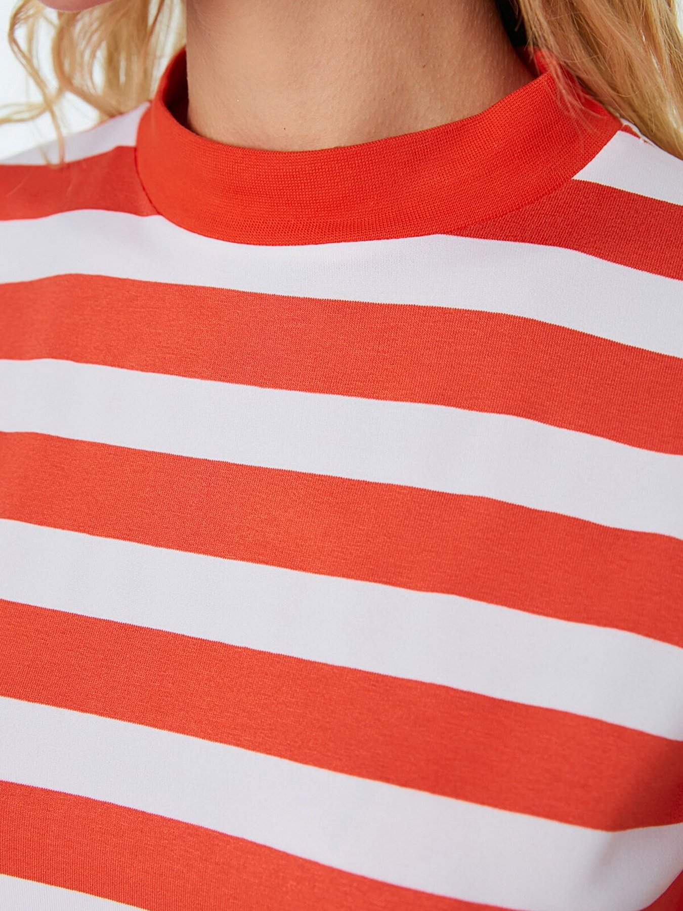 Футболка Trendyol модель TWOSS21TS1204/Kirmizi Фото