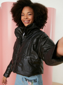 Демісезонна куртка Trendyol модель TWOSS22MO0059/Siyah Фото