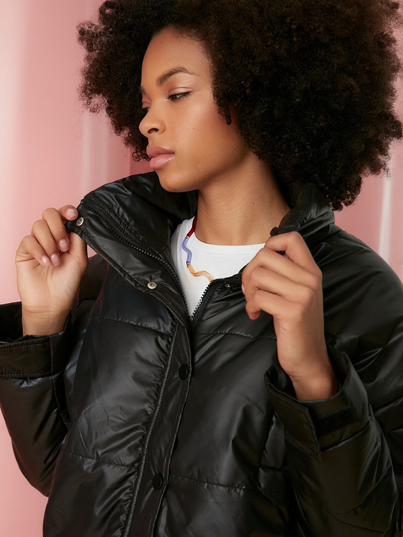 Демісезонна куртка Trendyol модель TWOSS22MO0059/Siyah Фото