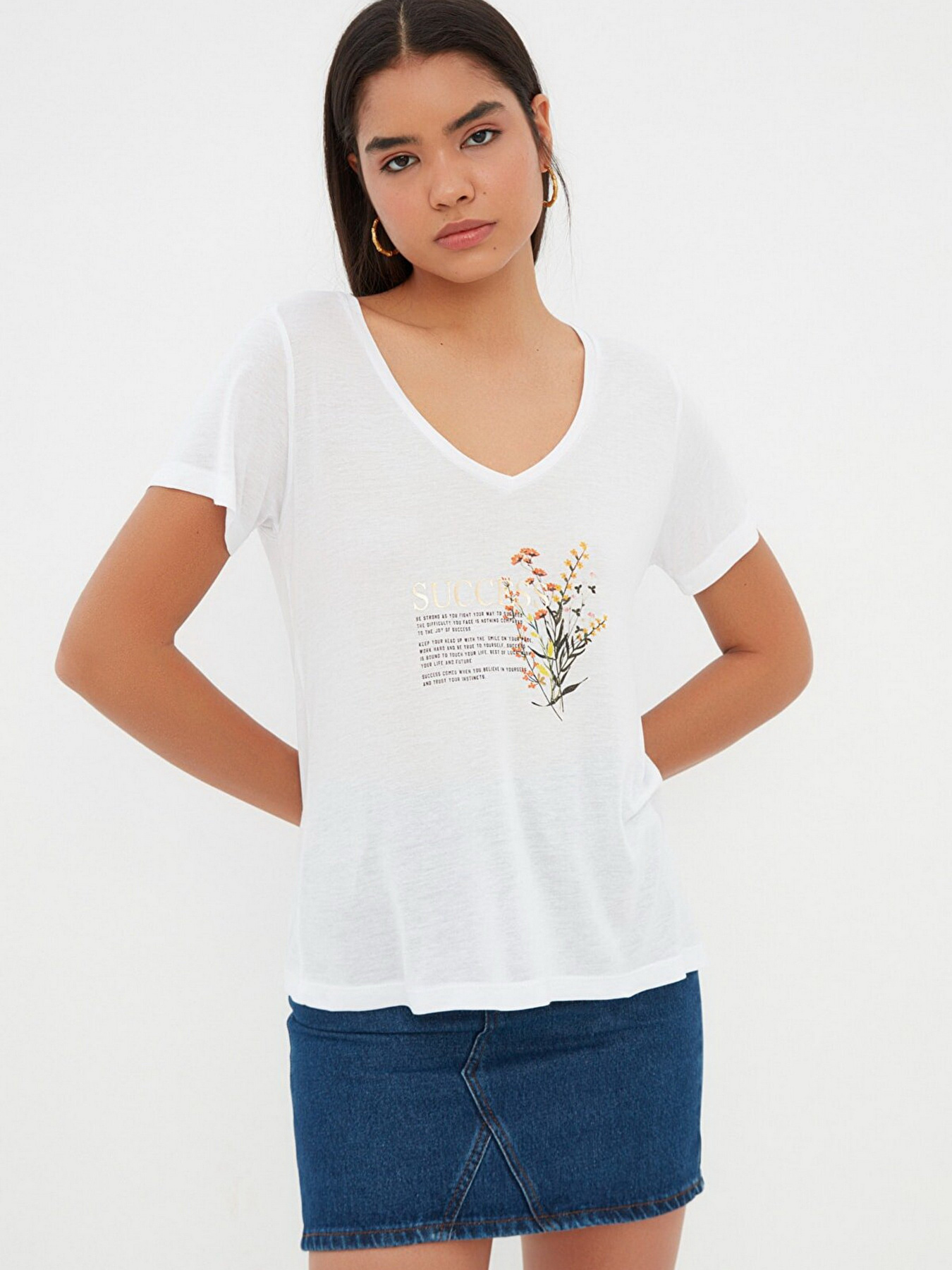 Футболка Trendyol модель TWOSS22TS00123/Beyaz Фото