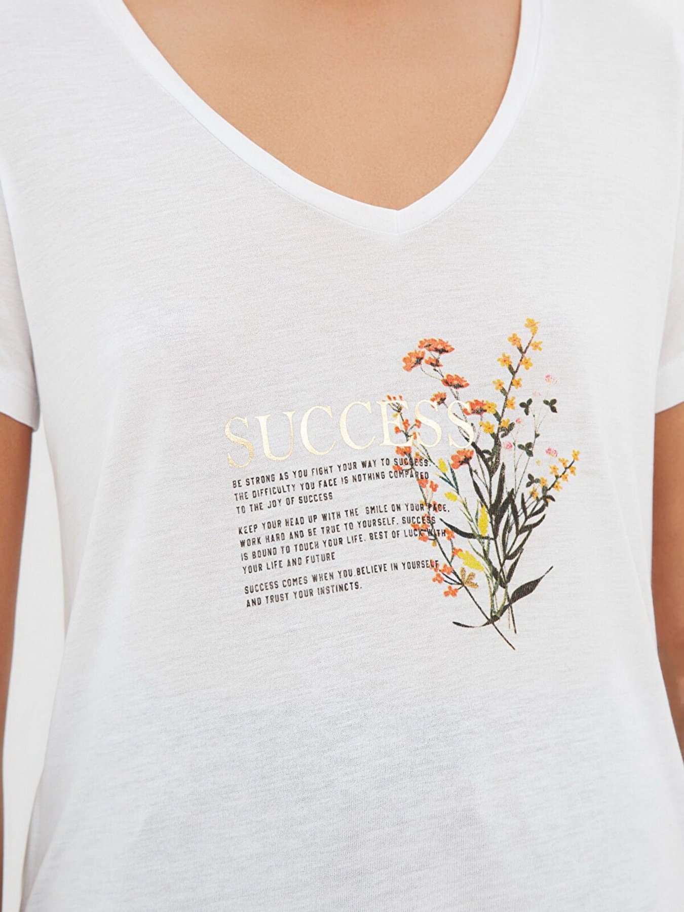 Футболка Trendyol модель TWOSS22TS00123/Beyaz Фото