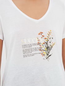 Футболка Trendyol модель TWOSS22TS00123/Beyaz Фото