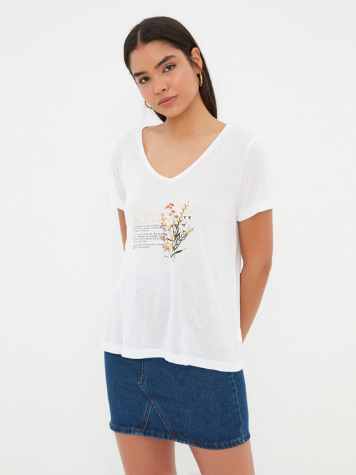Футболка Trendyol модель TWOSS22TS00123/Beyaz Фото