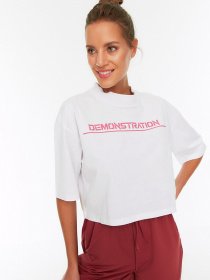 Футболка Trendyol модель TWOSS22TS00131/Beyaz Фото