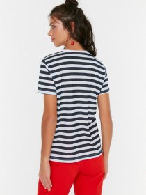 Футболка Trendyol модель TWOSS22TS0525/Siyah Фото