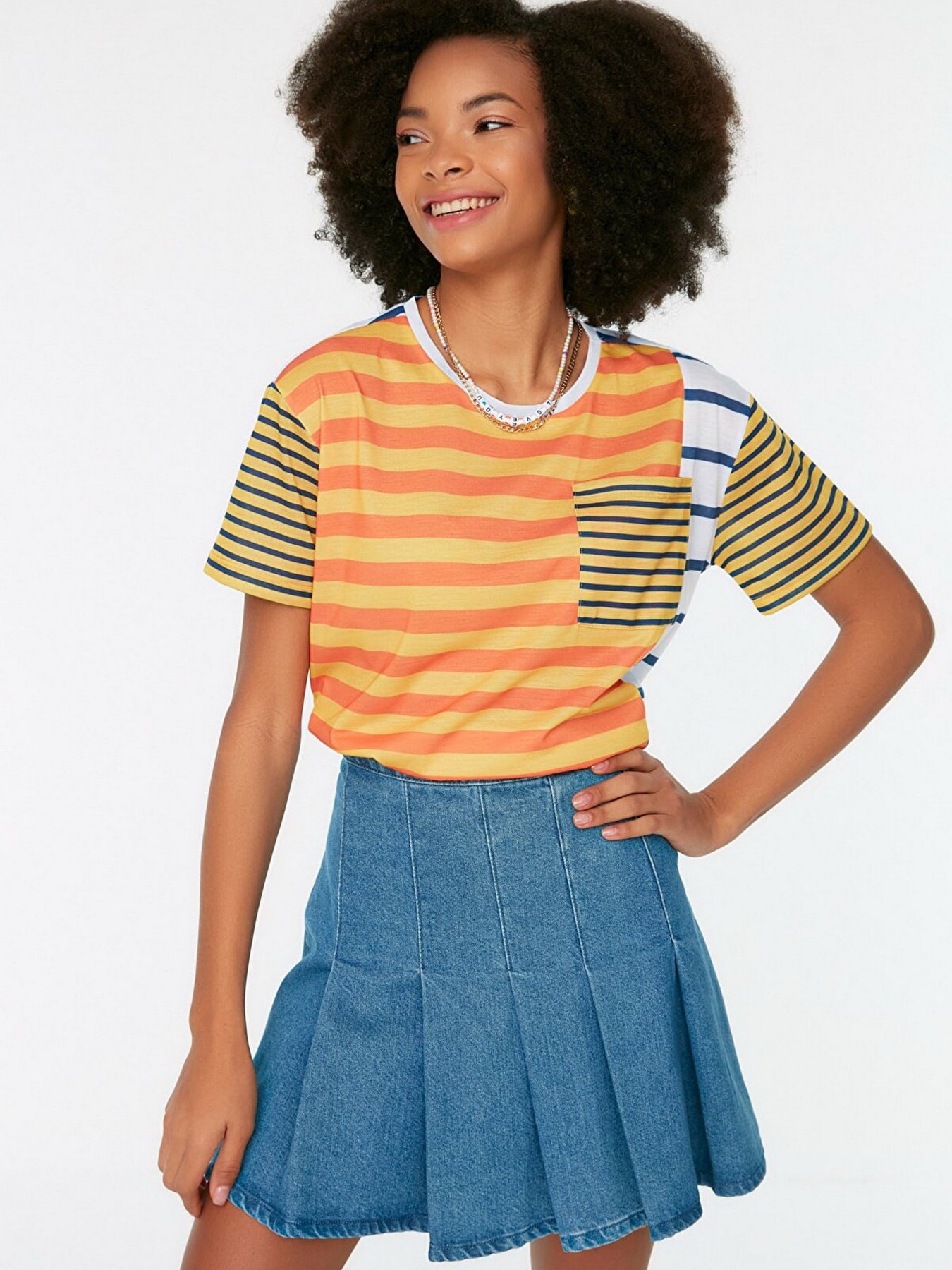 Футболка Trendyol модель TWOSS22TS0895/Cok Renkli Футболка Trendyol модель TWOSS22TS0895/Cok Renkli Фото