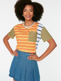 Футболка Trendyol модель TWOSS22TS0895/Cok Renkli Футболка Trendyol модель TWOSS22TS0895/Cok Renkli Фото