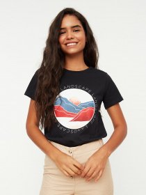 Футболка Trendyol модель TWOSS22TS0959/Siyah Фото