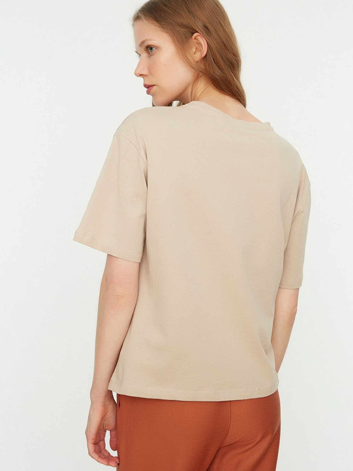 Футболка Trendyol модель TWOSS22TS0997/Bej Фото