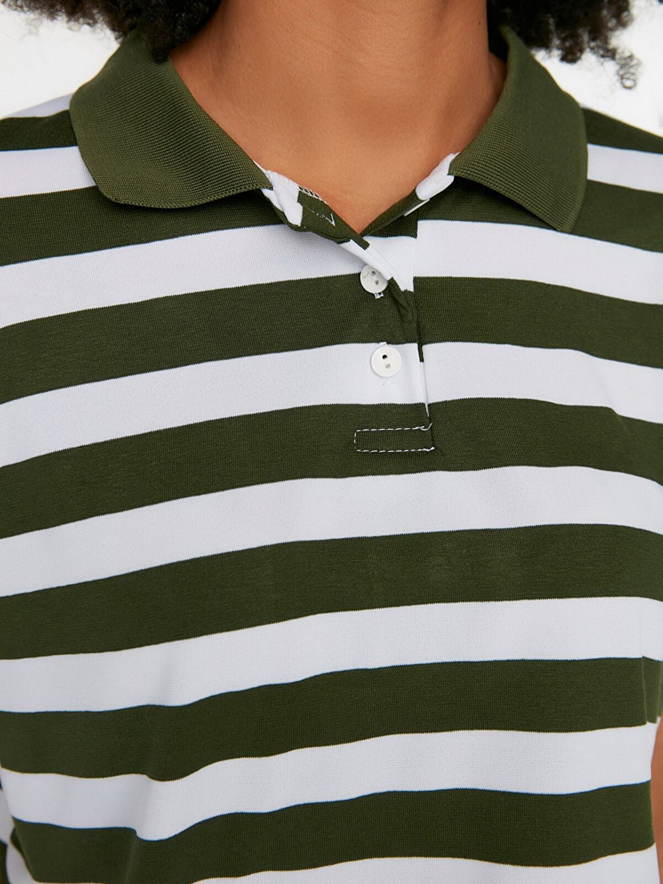 Футболка Trendyol модель TWOSS22TS1000/Haki Фото