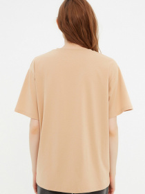 Футболка Trendyol модель TWOSS22TS1166/Bej Фото
