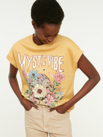 Футболка Trendyol модель TWOSS22TS1291/Camel Фото