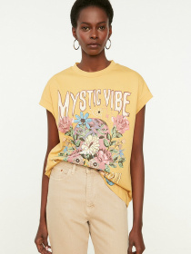 Футболка Trendyol модель TWOSS22TS1291/Camel Фото