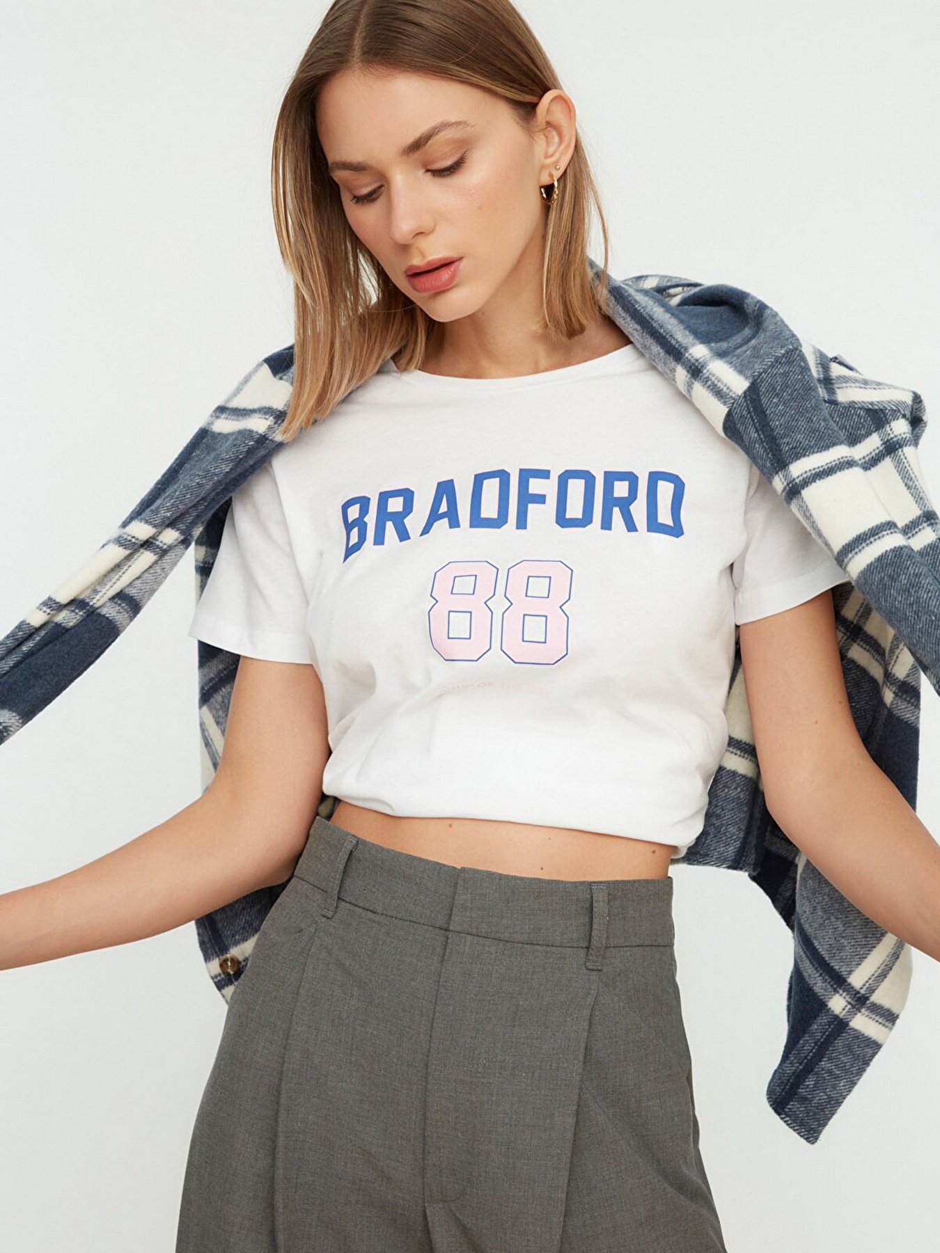 Футболка Trendyol модель TWOSS22TS1296/Beyaz Фото