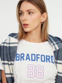 Футболка Trendyol модель TWOSS22TS1296/Beyaz Фото