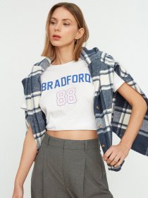 Футболка Trendyol модель TWOSS22TS1296/Beyaz Фото