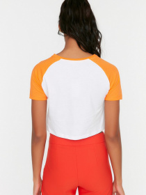 Футболка Trendyol модель TWOSS22TS1344/Turuncu Фото