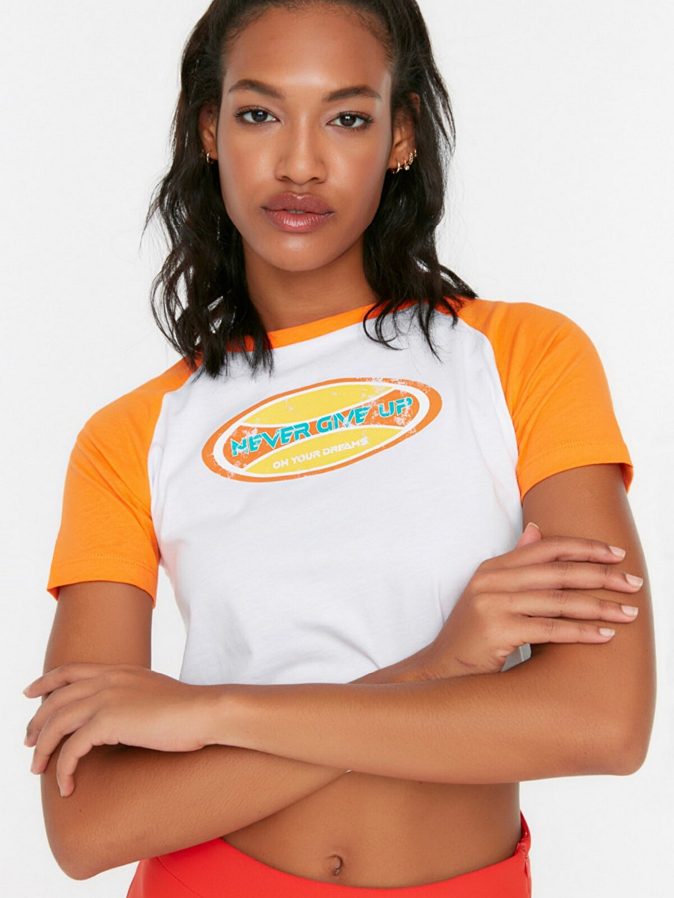 Футболка Trendyol модель TWOSS22TS1344/Turuncu Футболка Trendyol модель TWOSS22TS1344/Turuncu Фото