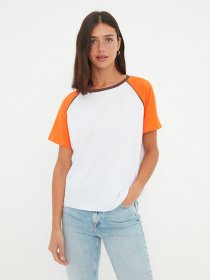 Футболка Trendyol модель TWOSS22TS1359/Turuncu Фото