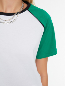 Футболка Trendyol модель TWOSS22TS1359/Yesil Фото