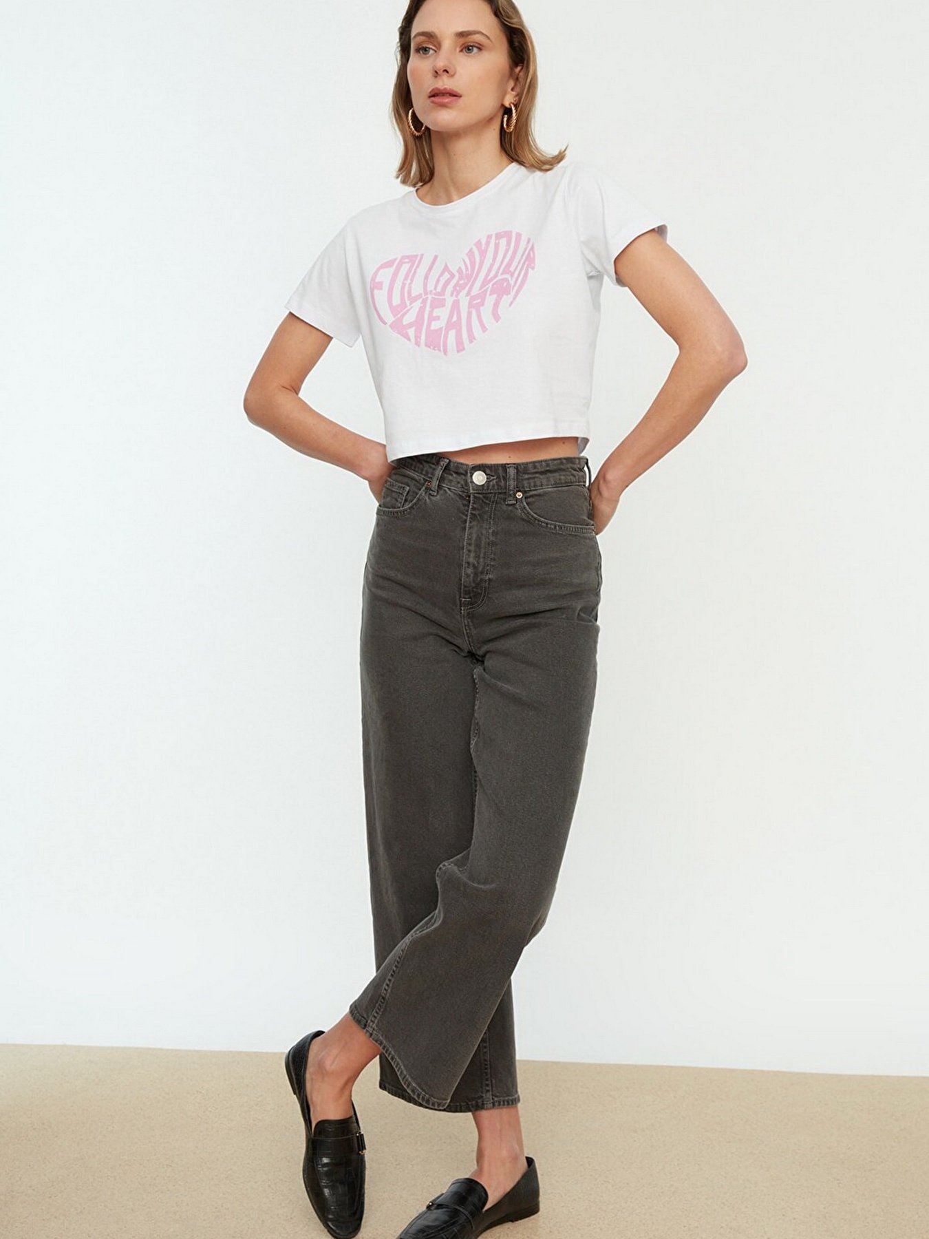 Футболка Trendyol модель TWOSS22TS1368/Beyaz Фото