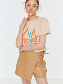 Футболка Trendyol модель TWOSS22TS1477/Bej Фото