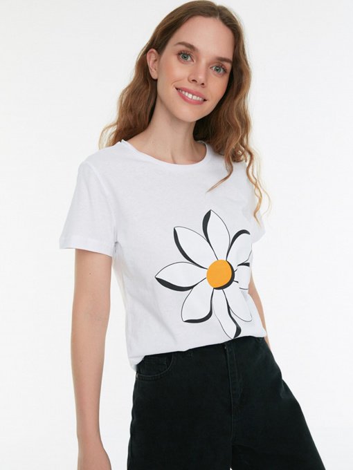 Футболка Trendyol модель TWOSS22TS1636/Beyaz Фото