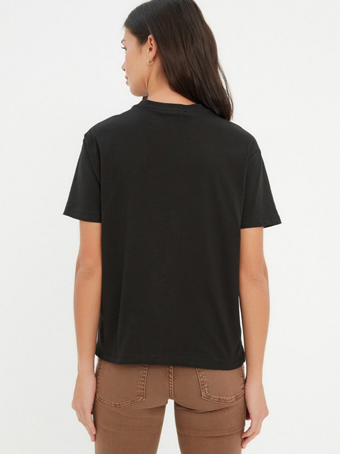 Футболка Trendyol модель TWOSS22TS1801/Siyah Футболка Trendyol модель TWOSS22TS1801/Siyah Фото